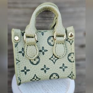 Fashion AirPod/Ear Bud Holder